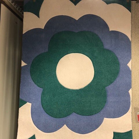 Custom flower rug design