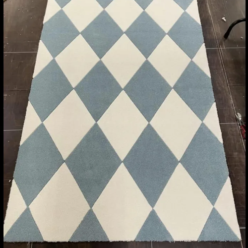 Custom checkered rug design in Dayton OH