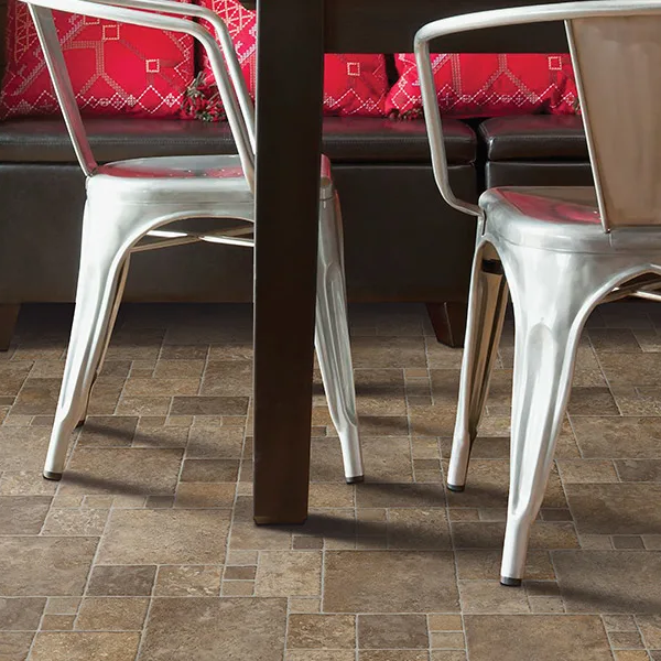 The Dayton area’s best luxury vinyl flooring store is Bockrath Flooring & Rugs
