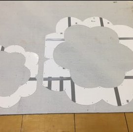 Flower shaped rug design in Dayton OH by Bockrath Flooring & Rugs